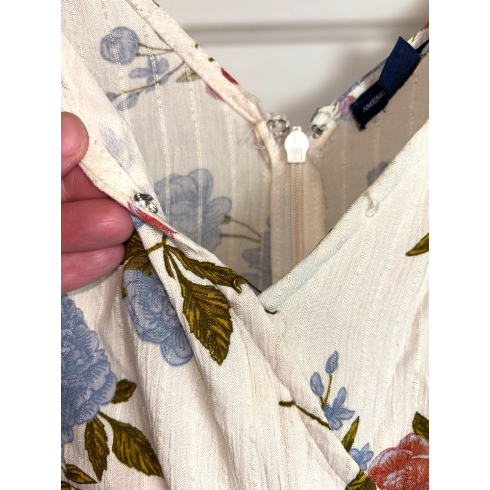 American Eagle Outfitters Women's Size 2 Ivory Floral V-Neck Adjustable Jumpsuit - Picture 10 of 16